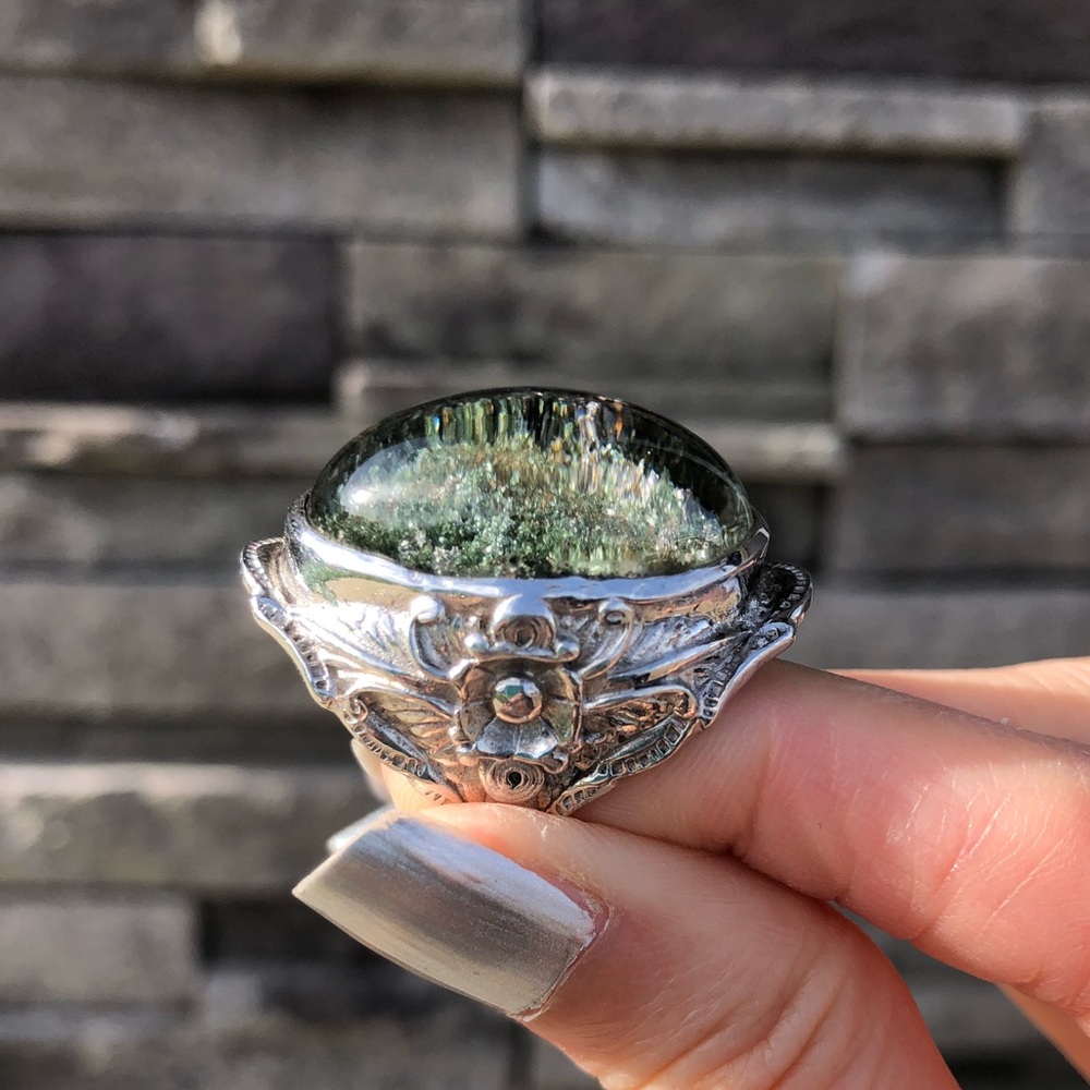 Green phantom quartz ring ( Garden quartz)